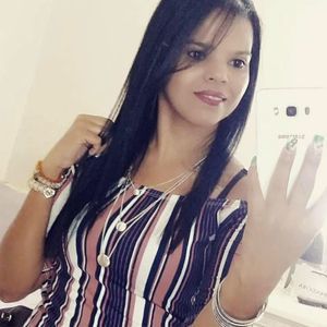 Meet your Posher, Katiria